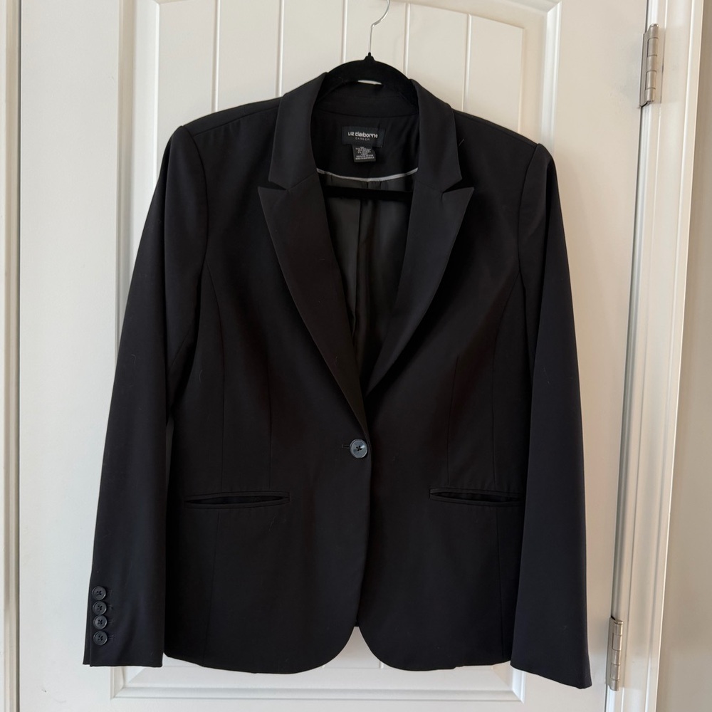 Liz Claiborne Women's Black Blazer size 10